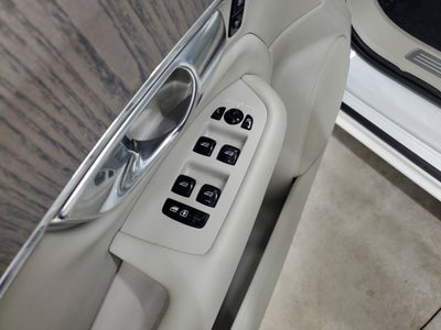 2025 Volvo XC90 B6 Plus 7-Seater