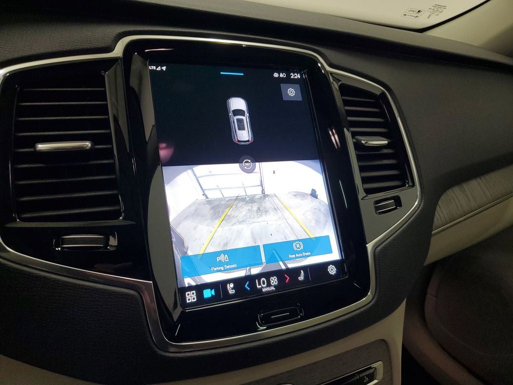 2025 Volvo XC90 B6 Plus 7-Seater