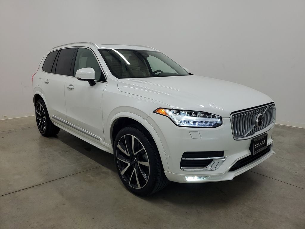 2025 Volvo XC90 B6 Plus 7-Seater