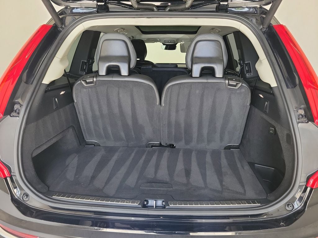 2025 Volvo XC90 B6 Plus 7-Seater