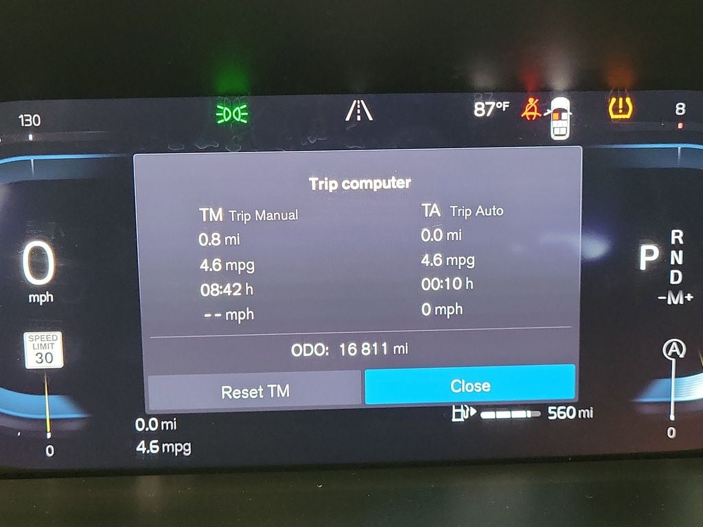 2025 Volvo XC90 B6 Plus 7-Seater