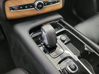 2025 Volvo XC90 B6 Plus 7-Seater