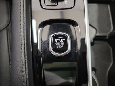 2025 Volvo XC90 B6 Plus 7-Seater
