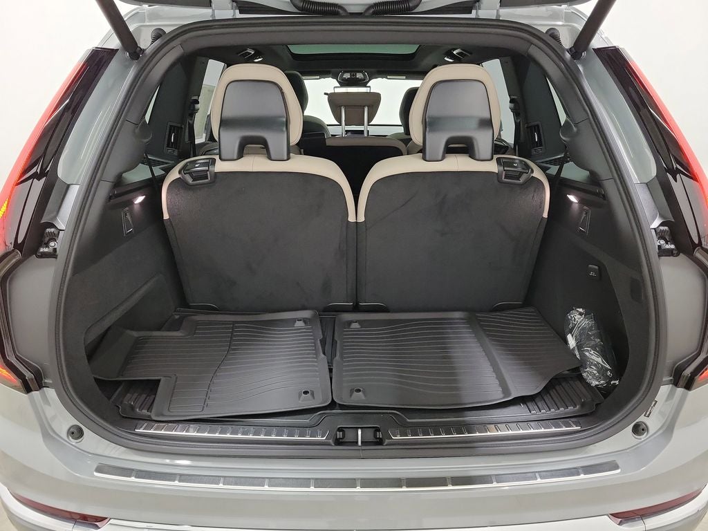 2026 Volvo XC90 B6 Plus 7-Seater