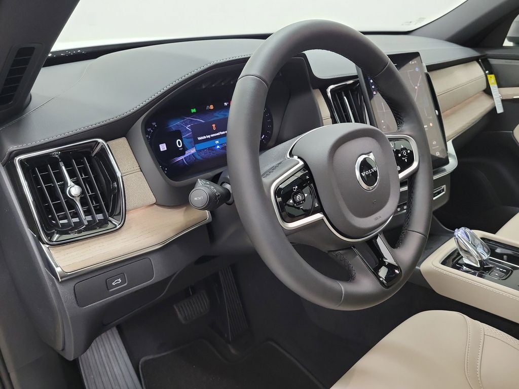 2026 Volvo XC90 B6 Plus 7-Seater