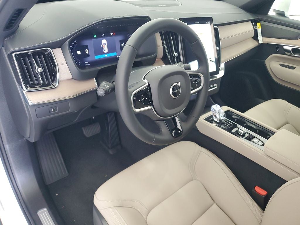 2026 Volvo XC90 B6 Plus 7-Seater