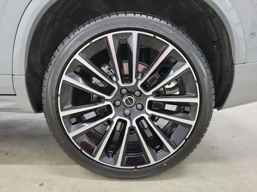 2026 Volvo XC90 B6 Plus 7-Seater