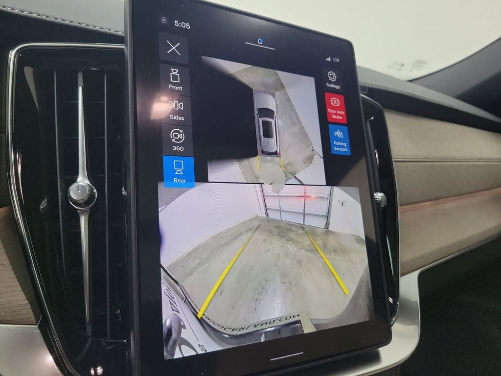 2026 Volvo XC90 B6 Plus 7-Seater