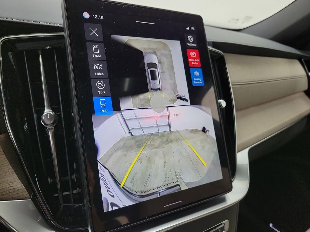 2026 Volvo XC90 B6 Plus 7-Seater