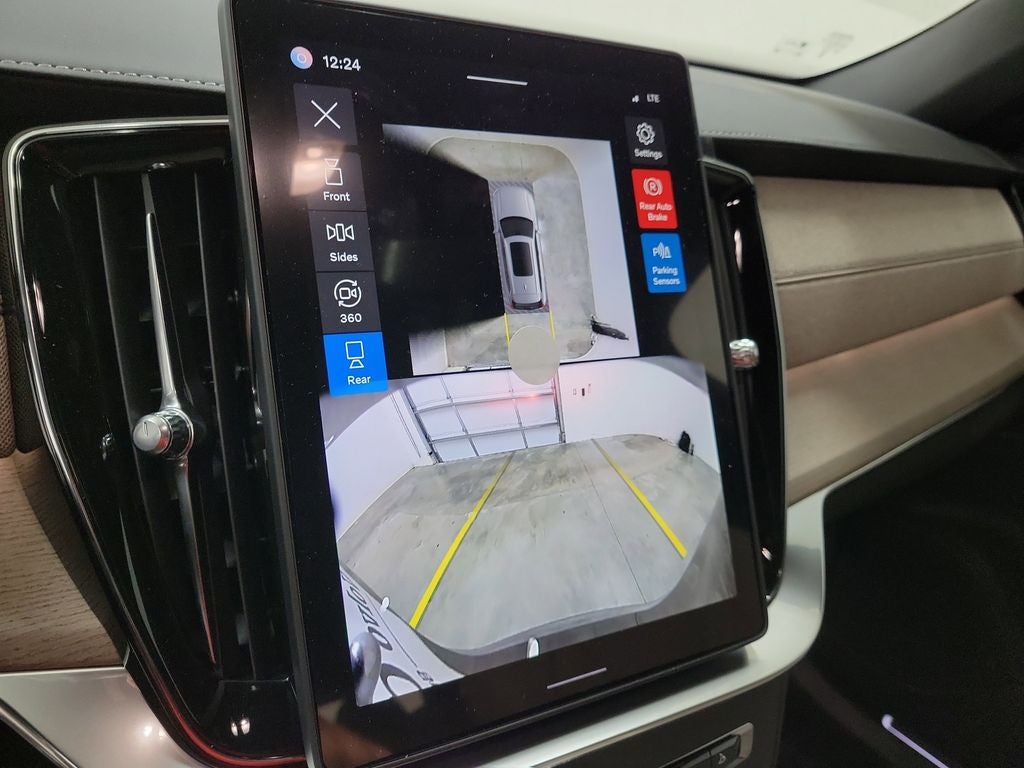 2026 Volvo XC90 B6 Plus 7-Seater