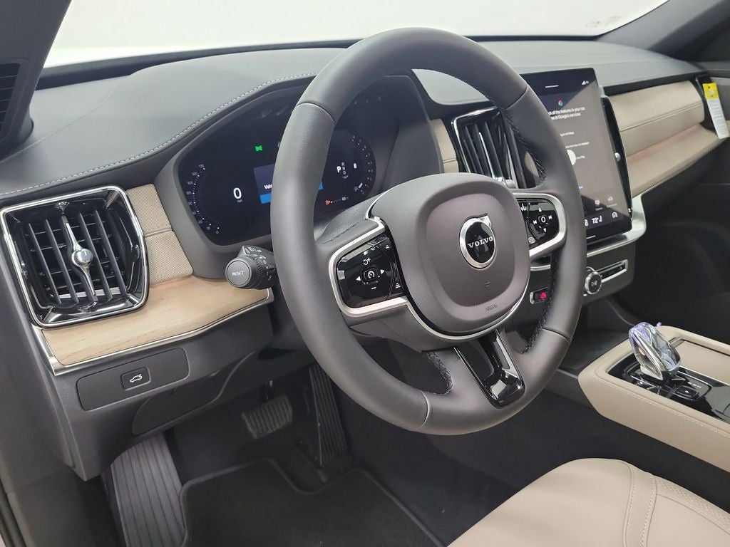 2026 Volvo XC90 B6 Plus 7-Seater