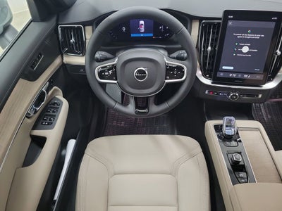 2026 Volvo XC90 B6 Plus 7-Seater