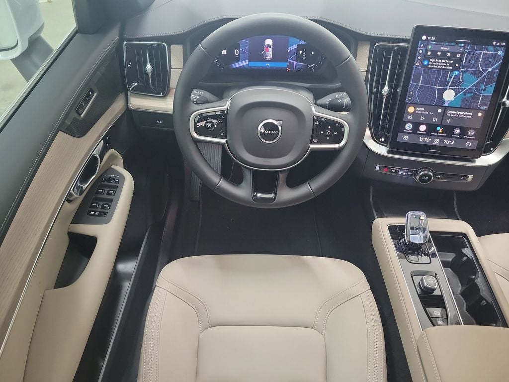 2026 Volvo XC90 B6 Plus 7-Seater