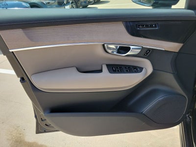 2027 Volvo XC90 B6 Plus 7-Seater