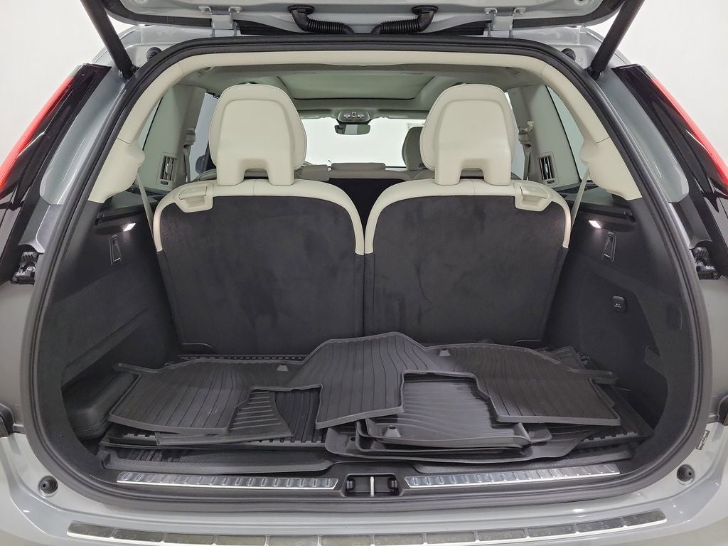 2026 Volvo XC90 B6 Ultra