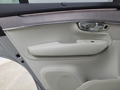 2026 Volvo XC90 B6 Ultra