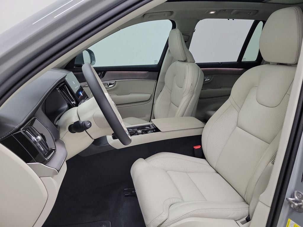 2026 Volvo XC90 B6 Ultra