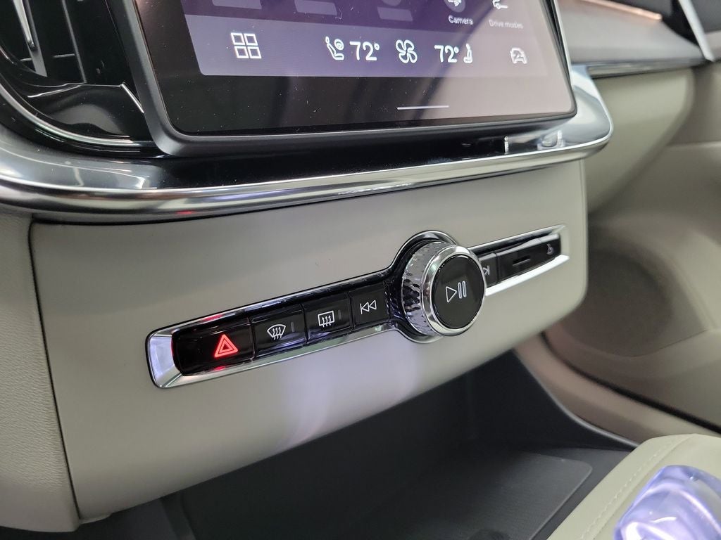 2026 Volvo XC90 B6 Ultra