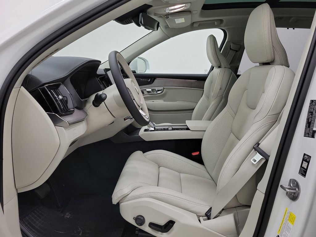 2026 Volvo XC90 B6 Ultra