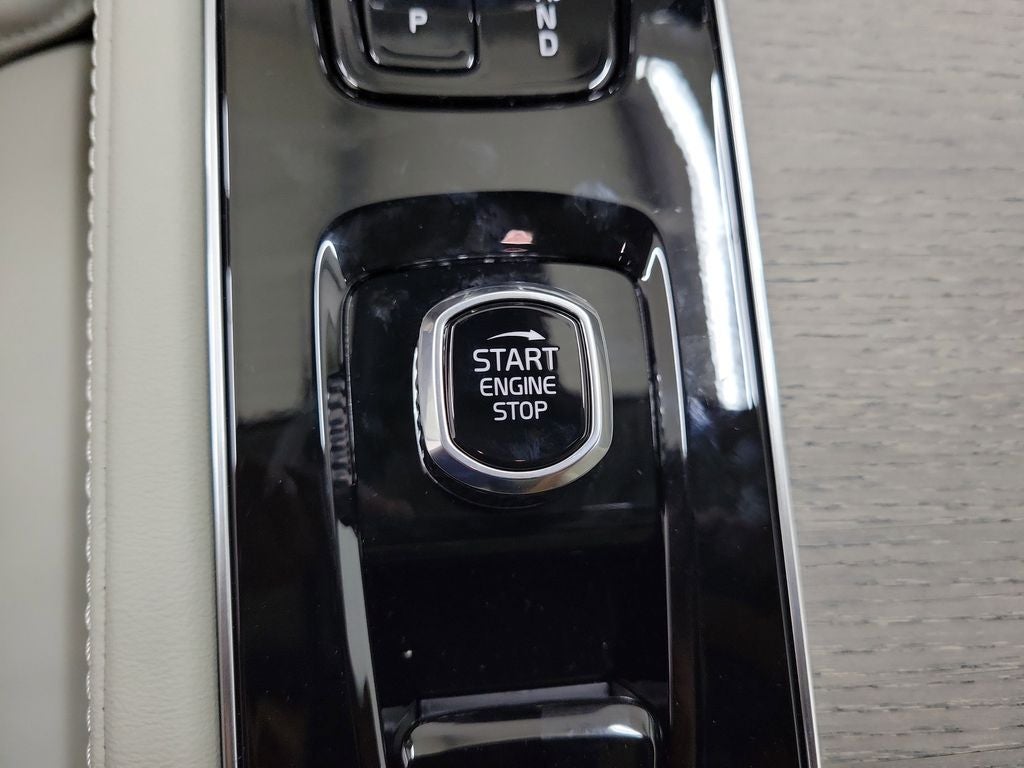 2026 Volvo XC90 B6 Ultra