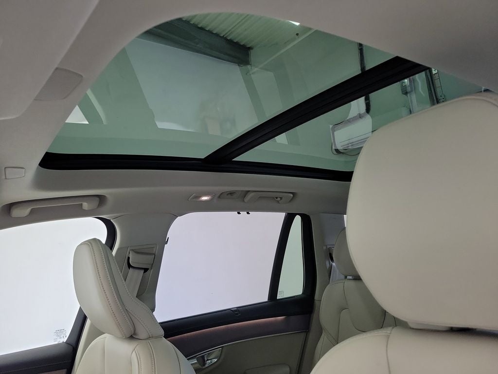 2026 Volvo XC90 B6 Ultra