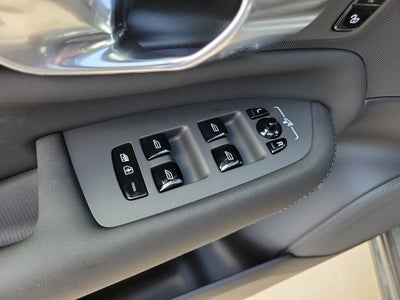 2027 Volvo XC90 B6 Ultra