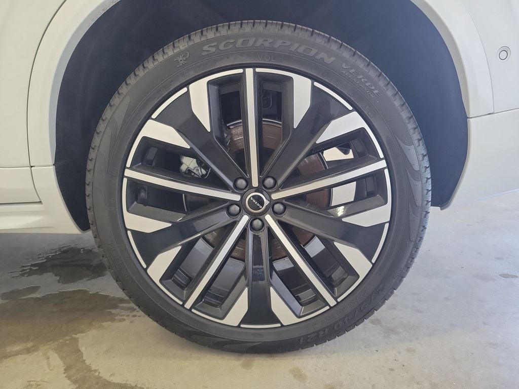 2026 Volvo XC90 B6 Ultra