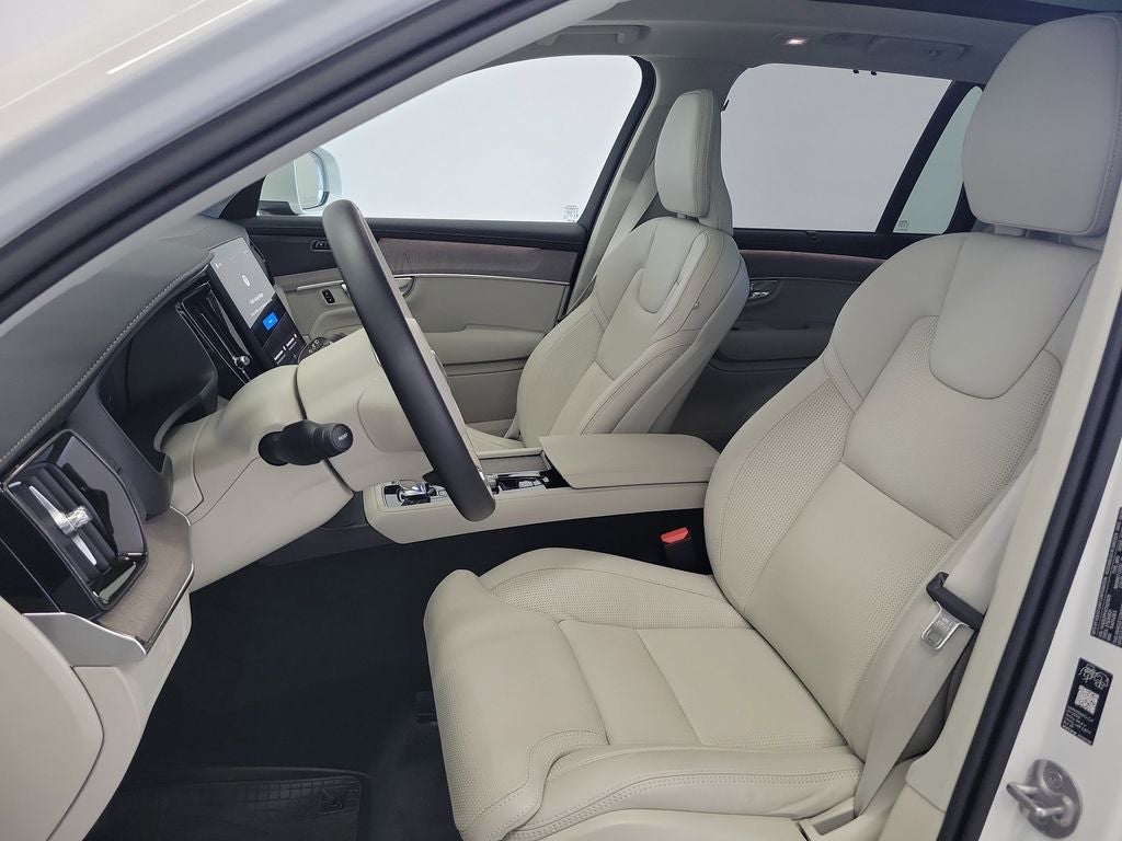 2026 Volvo XC90 B6 Ultra