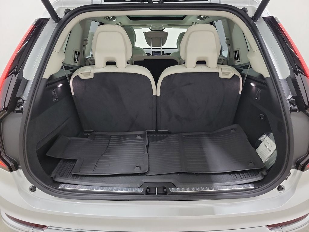 2026 Volvo XC90 B6 Ultra