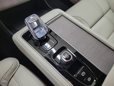 2026 Volvo XC90 B6 Ultra