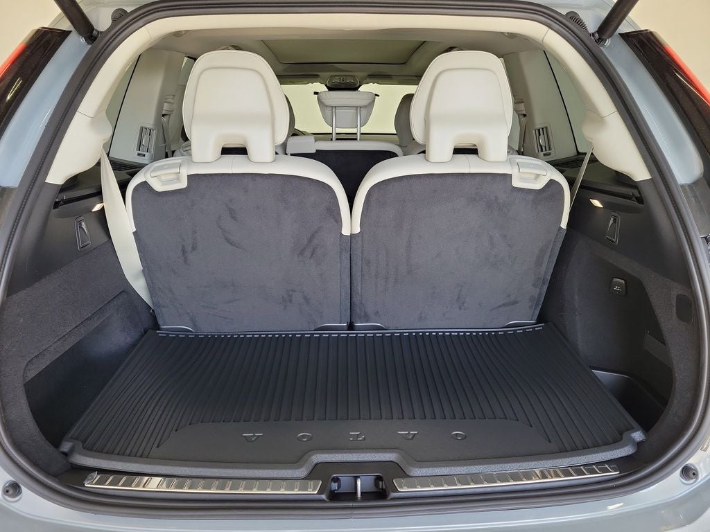 2026 Volvo XC90 B6 Ultra