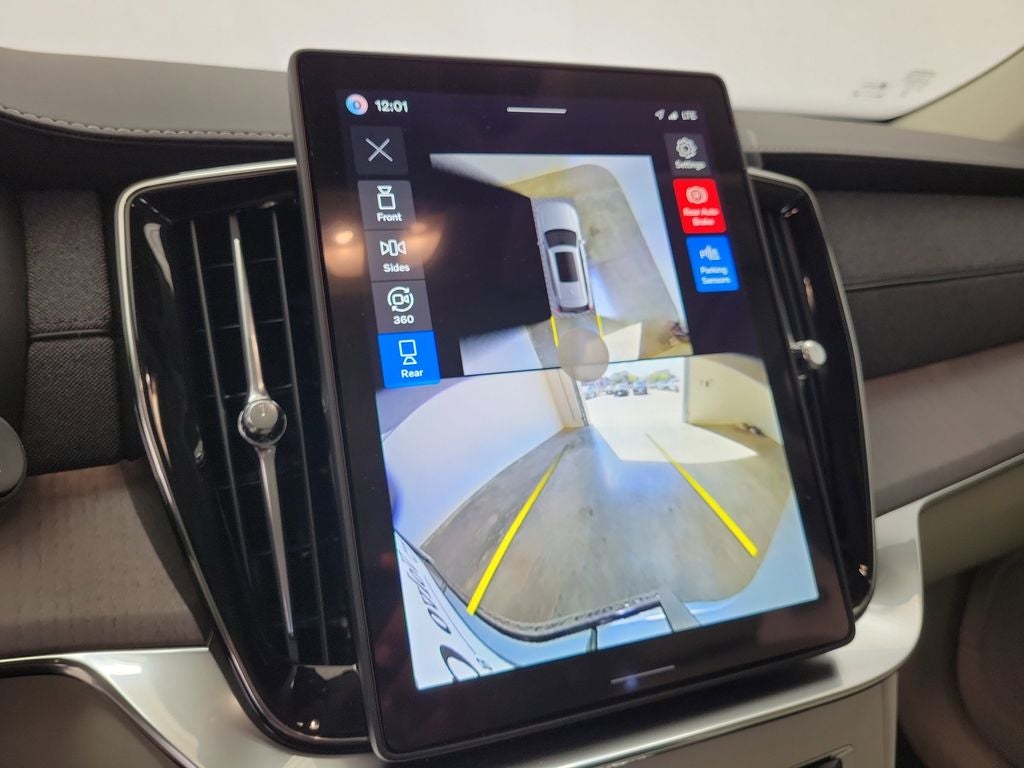 2026 Volvo XC90 B6 Ultra