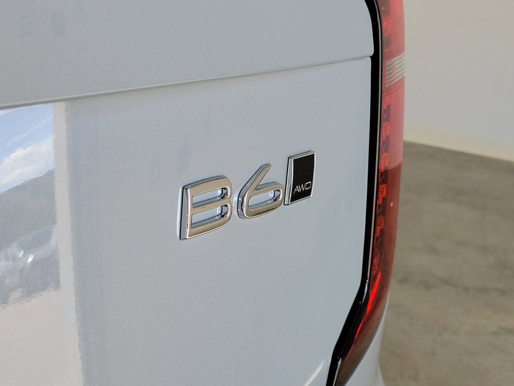2026 Volvo XC90 B6 Ultra