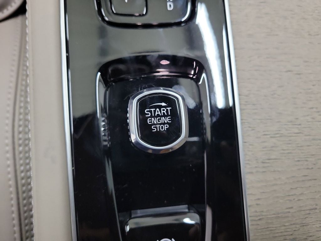 2026 Volvo XC90 B6 Ultra