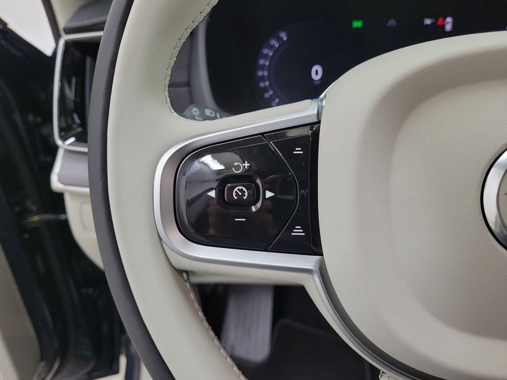 2026 Volvo XC90 B6 Ultra