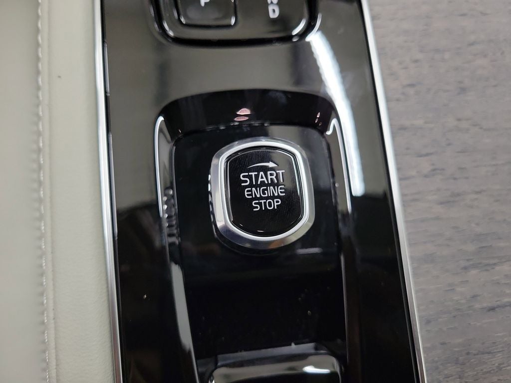 2026 Volvo XC90 B6 Ultra