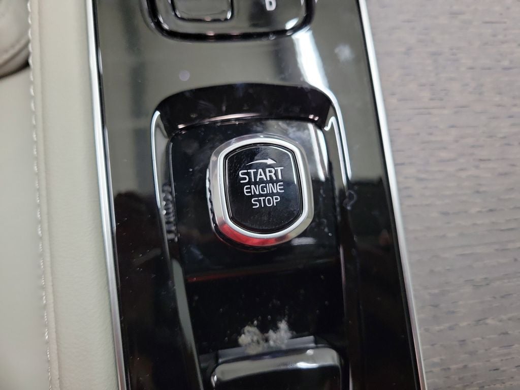 2026 Volvo XC90 B6 Ultra