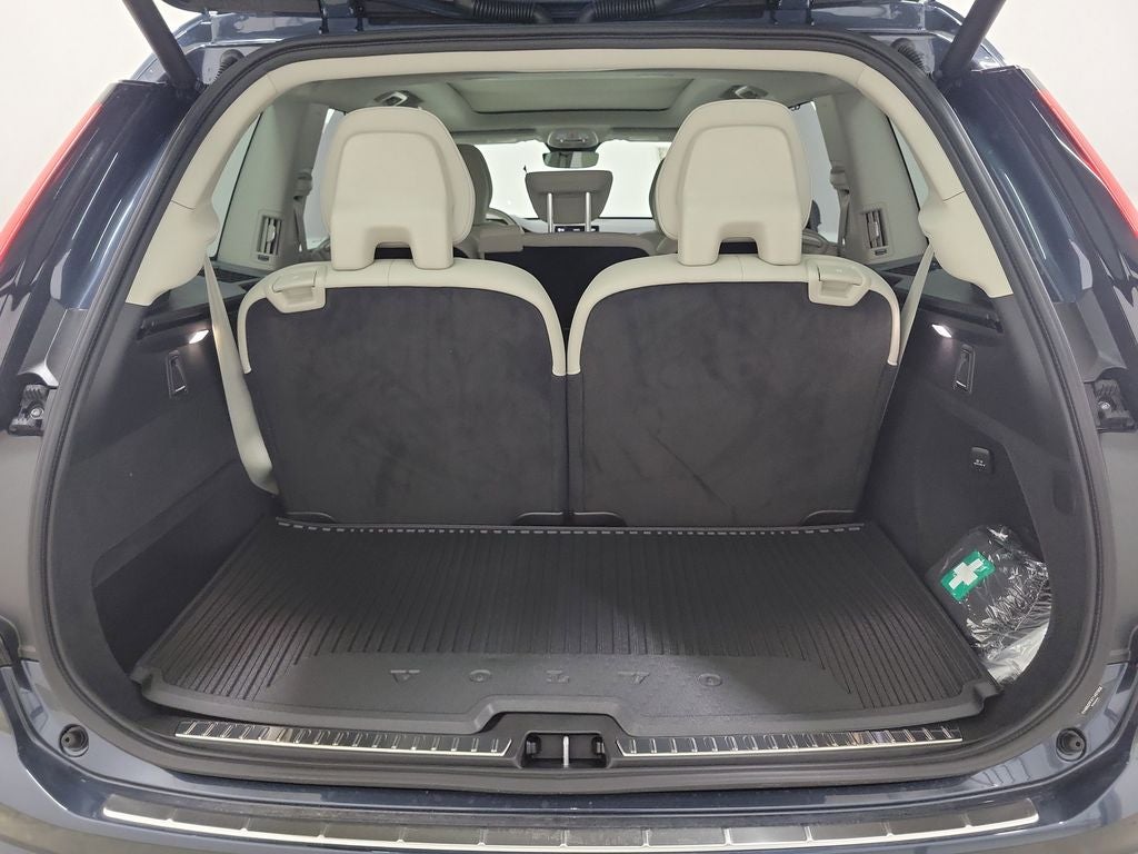 2026 Volvo XC90 B6 Ultra