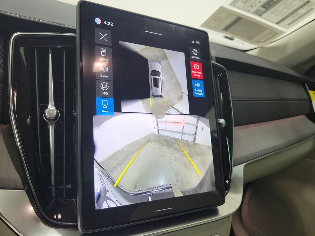 2026 Volvo XC90 B6 Ultra