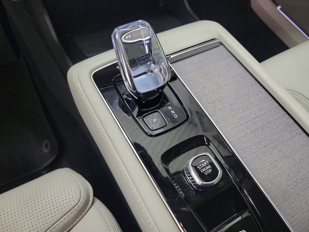 2026 Volvo XC90 B6 Ultra