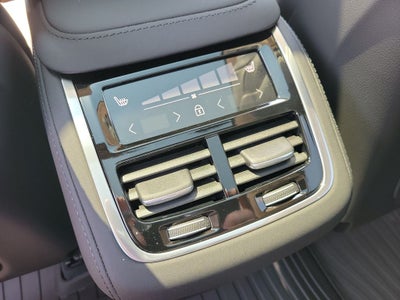 2027 Volvo XC90 B6 Ultra
