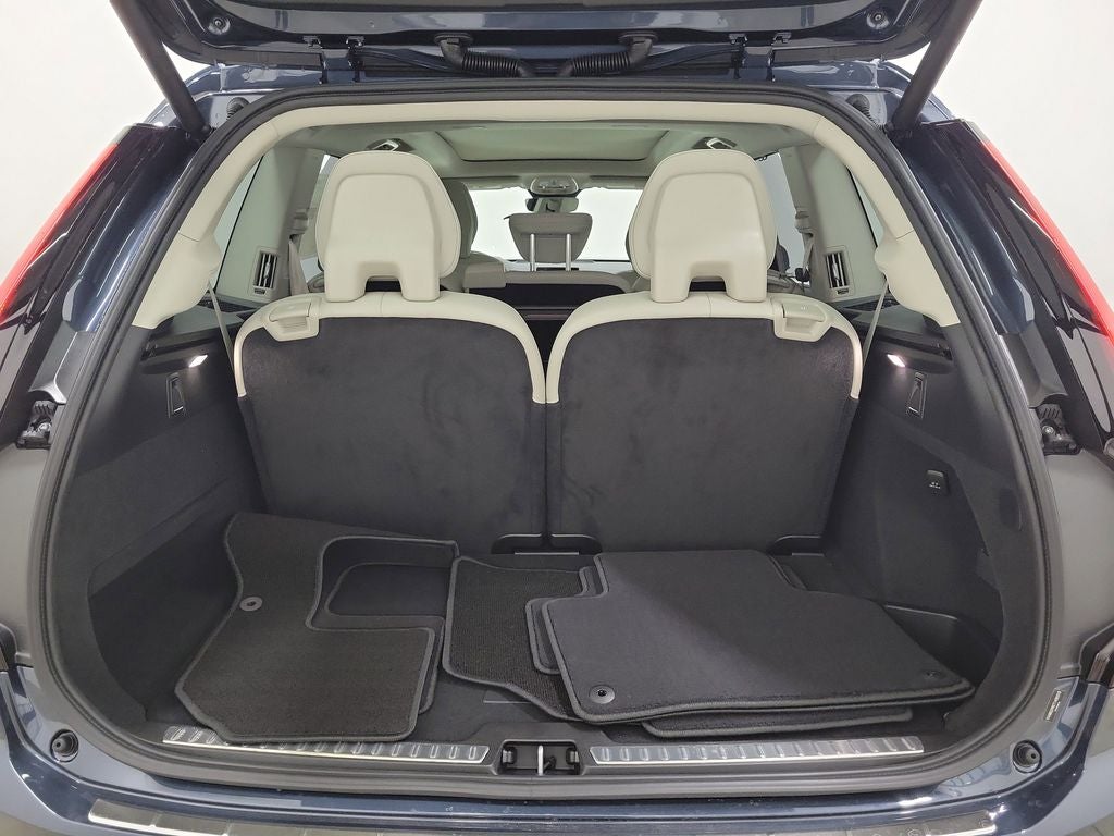 2026 Volvo XC90 B6 Ultra