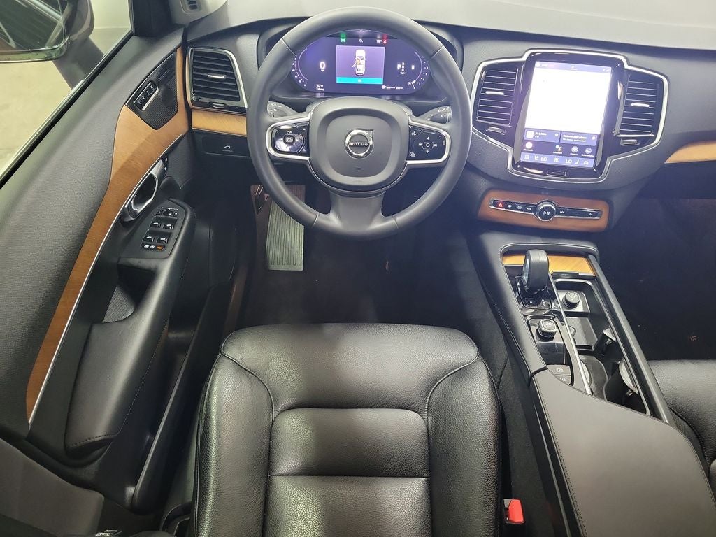 2023 Volvo XC90 B6 Plus 7-Seater