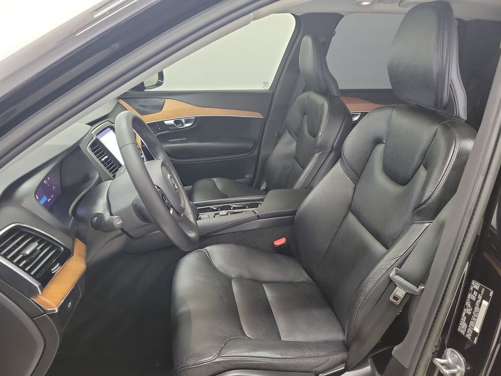 2023 Volvo XC90 B6 Plus 7-Seater