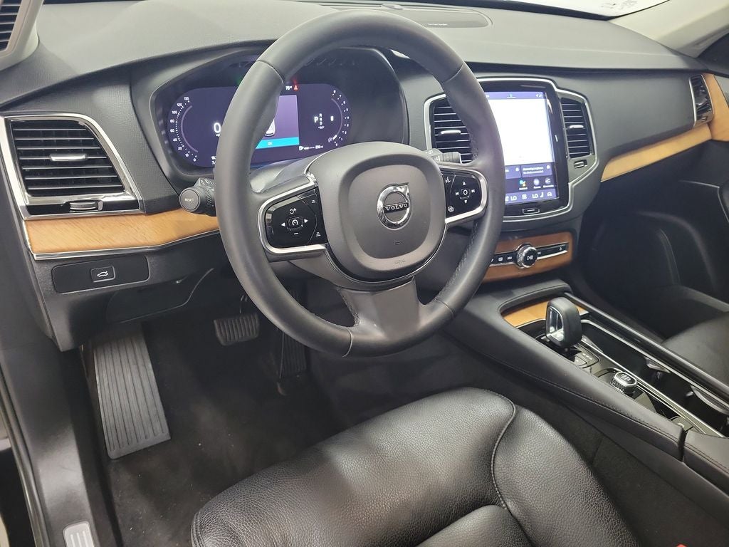 2023 Volvo XC90 B6 Plus 7-Seater