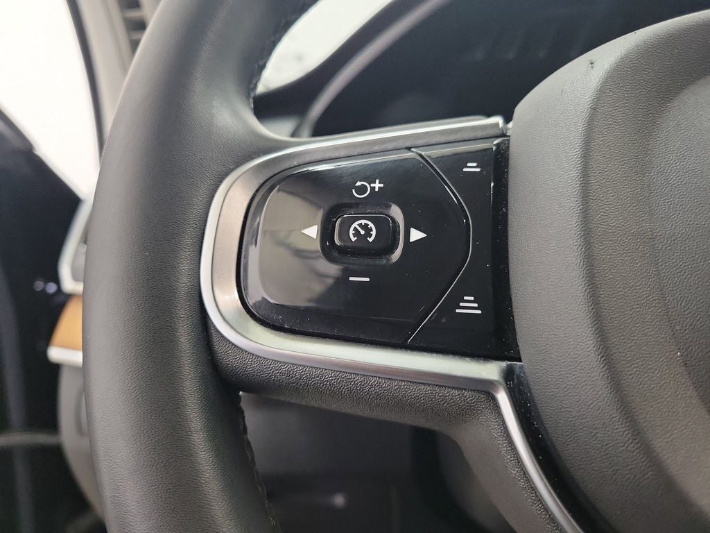 2023 Volvo XC90 B6 Plus 7-Seater