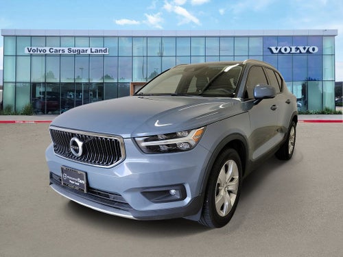 2021 Volvo XC40 Momentum