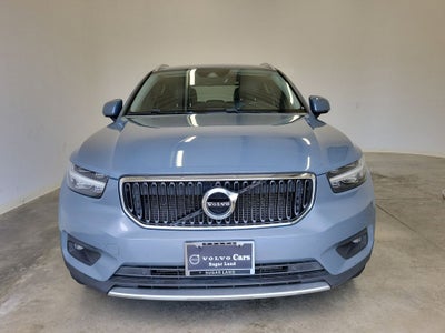 2021 Volvo XC40 Momentum