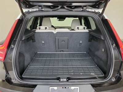 2020 Volvo XC40 Momentum