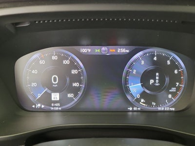 2020 Volvo XC40 Momentum